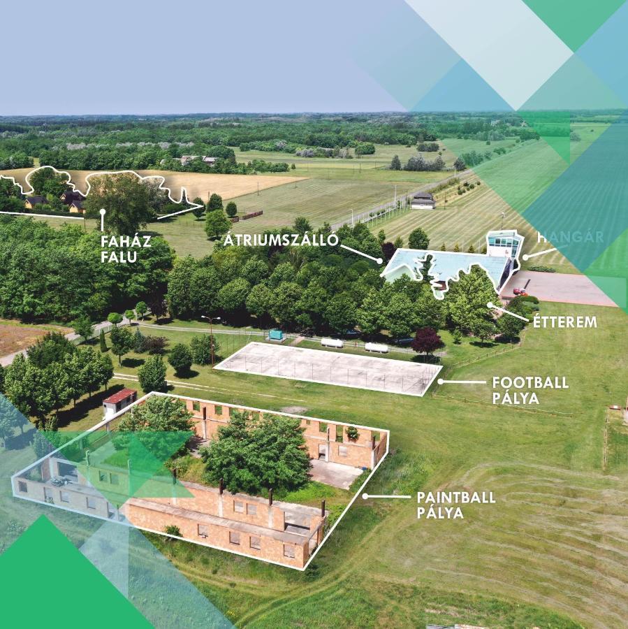 Matko Airport Es Elmenykoezpont Bed & Breakfast Luaran gambar